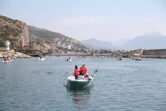 Alanya'da balıkçılık turnuvası başladı