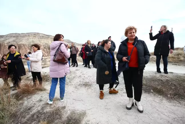 Kapadokya'ya direkt uçuşla ulaşan Moldovalı turistler bölgenin dokusundan etkileniyor