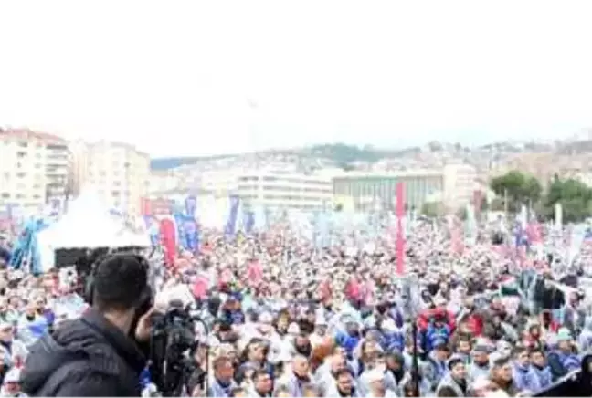 Türk Metal Sendikası, MESS'in teklifini Kocaeli'de protesto etti