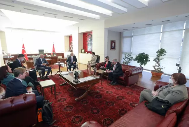 CHP Genel Başkanı Kılıçdaroğlu, Sosyalist Enternasyonel Başkanı Papandreu'yu kabul etti