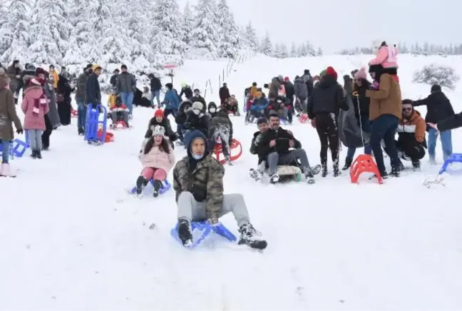 ESKİŞEHİR'DE KIZAK ŞENLİĞİNDE DOYASIYA EĞLENCE