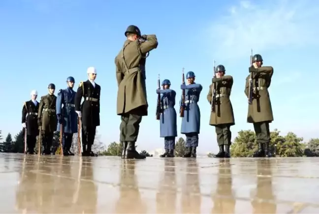 Son dakika haber! Anıtkabir'in nöbetçi askerleri