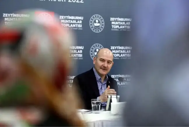 Son dakika haber... BAKAN SOYLU ZEYTİNBURNU MUHTARLARIYLA BİR ARAYA GELDİ