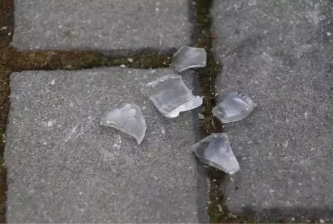 Denizli'de korkunç olay! Torpille patlattığı şişeden fırlayan cam parçası, gözüne girdi