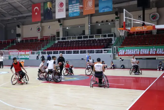 U23 Tekerlekli Sandalye Erkek Milli Basketbol Takımı kampa girdi