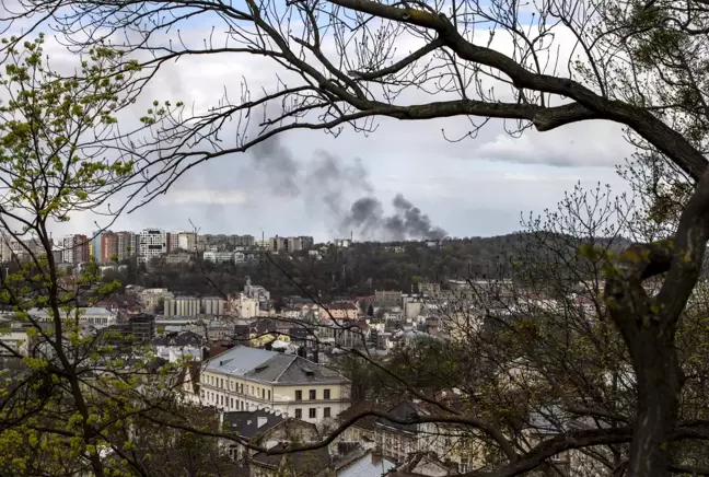 Son dakika haber: Ukrayna: Rus güçleri Lviv'e füze saldırısı düzenledi, 6 kişi öldü (2)