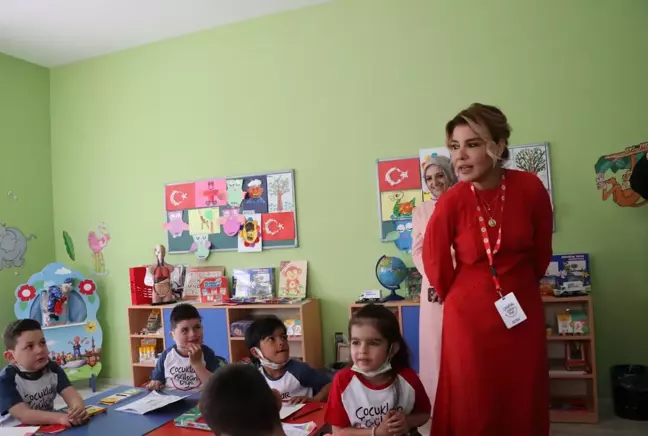 Çocuklar Gülsün Diye Derneği öncülüğünde Niğde'de yaptırılan anaokulu açıldı