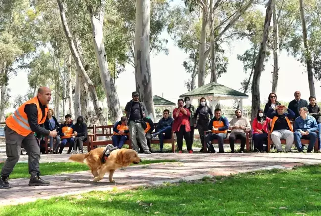 Konyaaltı Belediyesi'nden Otizmli Bireylere Köpekli Terapi