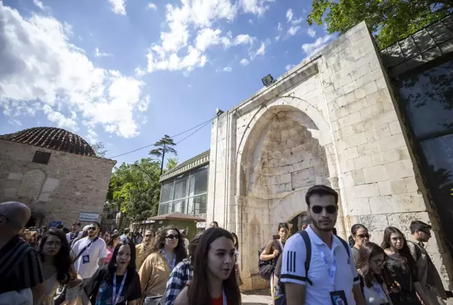 Uluslararası Genç İletişimciler Forumu katılımcıları Antalya'yı gezdi