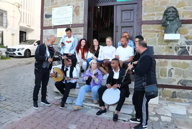 Kültür ve Turizm Bakanı Ersoy'un eşi Pervin Ersoy, Tekirdağ'da müzeleri gezdi