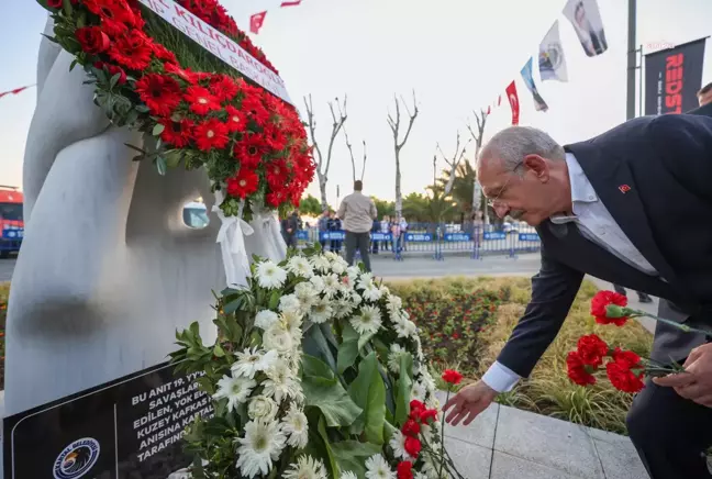 Kılıçdaroğlu Çerkez Anıtı'na Çelenk Bıraktı
