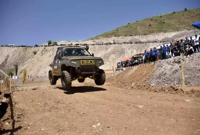 Gümüşhane'de ilk kez off-road yarışları düzenlendi