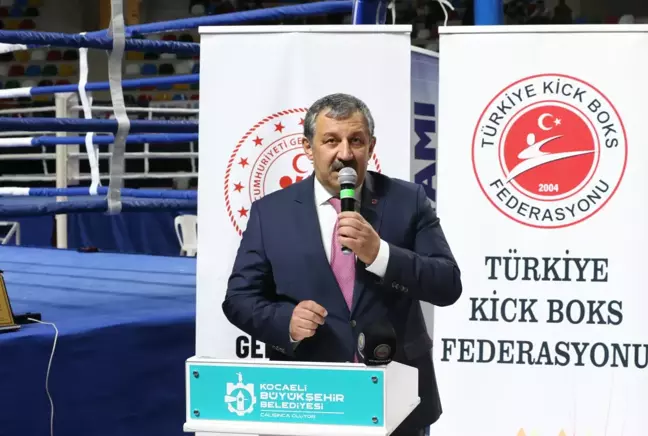 Türkiye Kick Boks Şampiyonası, Kocaeli'de başladı