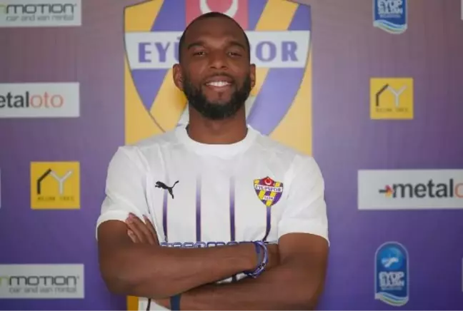 Eyüpspor, Ryan Babel ile sözleşme imzaladı