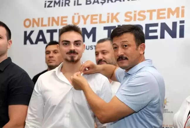 İzmir politika haberi... AK Parti İzmir İl Başkanlığında üye katılım toplantısı düzenlendi