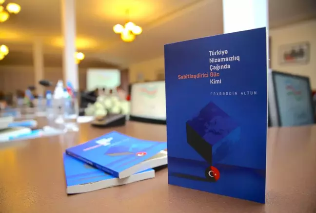 Cumhurbaşkanlığı İletişim Başkanı Altun'un Azerbaycan Türkçesine çevrilen kitabı tanıtıldı
