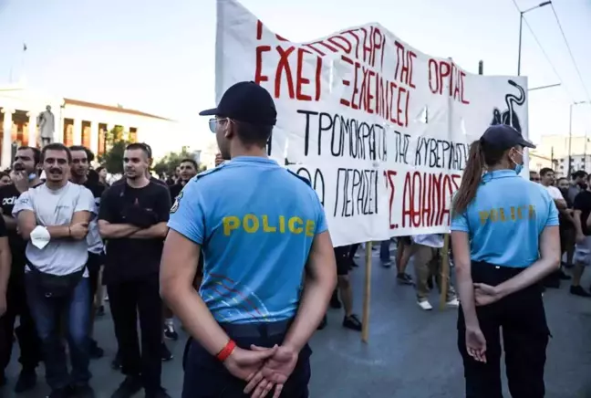 Yunanistan'da üniversite öğrencilerinden protesto