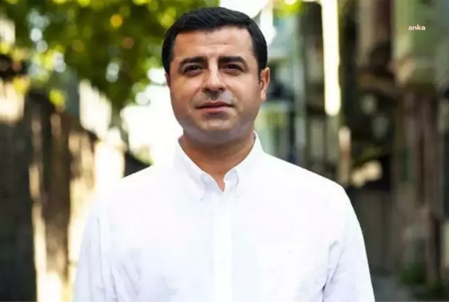 Son dakika politika: Ahmet Davutoğlu, Selahattin Demirtaş hakkındaki şikayetini geri çekti