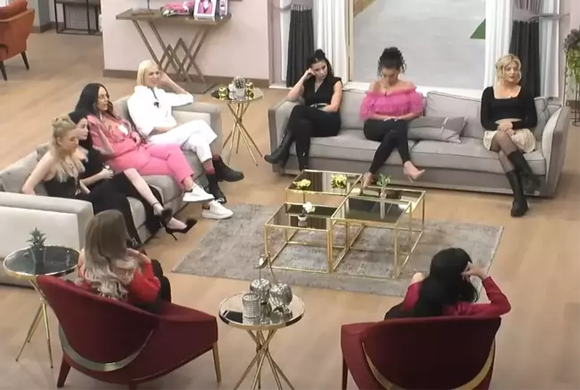 Kısmetse olur 9. Bölüm İZLE! Kısmetse olur son bölüm İZLE! Kısmetse Olur: Aşkın Gücü 9. Bölüm son bölüm Full HD İZLE!