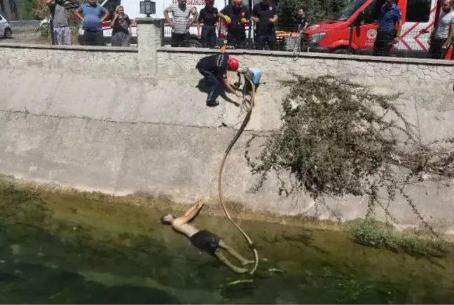 Antalya'da Ağaç Sulama İşinde Elektrik Akımına Kapılan Kişi Ağır Yaralandı