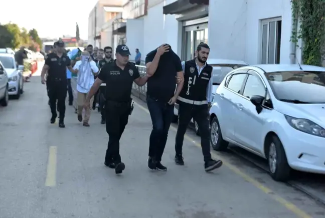 Adana'da Çukurova ve Seyhan Belediyelerine Operasyon: 34 Şüpheli Adliyeye Sevk Edildi