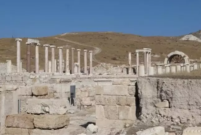 Tripolis Antik Kenti'nde Kurtuluş Savaşı dönemine ait siper bulundu