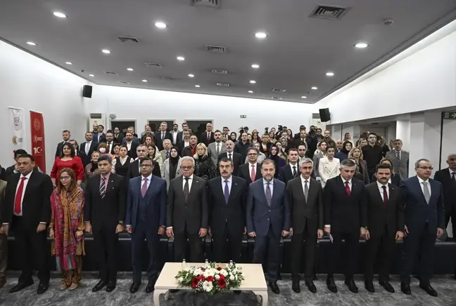 Cinnah Genç Yazarlar Ödülü Kompozisyon Yarışması Dereceye Giren Öğrencilere Ödülleri Verildi