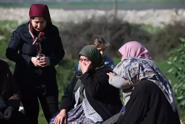 İzmir'de Silahlı Saldırı Sonucu Ölen Taksi Şoförü Toprağa Verildi