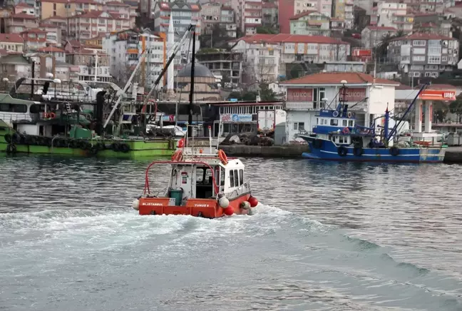 Zonguldak açıklarında batan geminin kayıp mürettebatı için arama çalışmaları devam ediyor