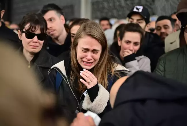 Seksenler dizisinin oyuncusu Efe Deprem toprağa verildi