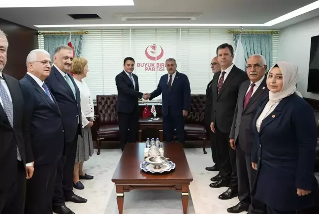 Ali Babacan, Mustafa Destici'yi ziyaret etti