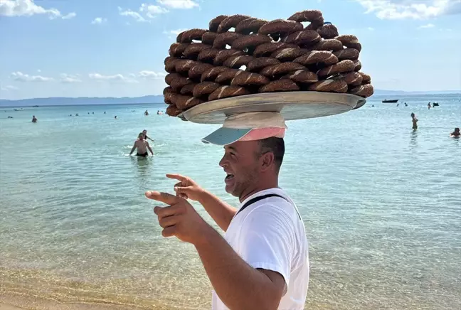 Edirne'nin esprili simitçisi vatandaşları güldürüyor