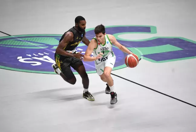 TOFAŞ, Petrolina AEK'yi 93-61 ile Geçti