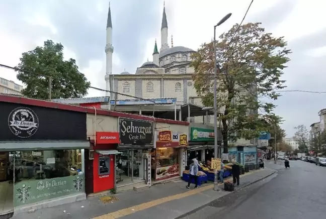 Esenyurt kayyumu 37 caminin mülkiyetini müftülüğe devretti