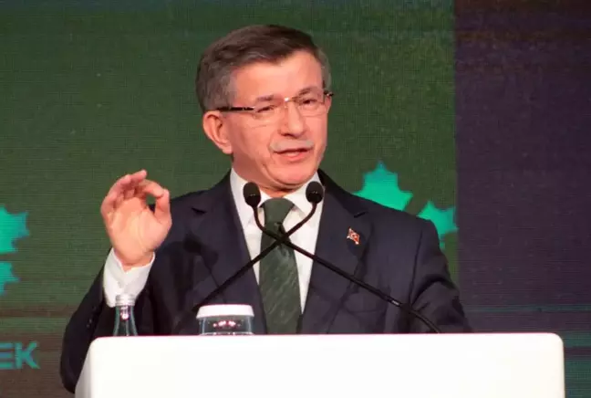 Ahmet Davutoğlu: Cumhurbaşkanı çağırırsa giderim