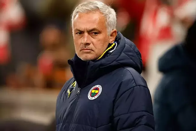 Jose Mourinho, Fenerbahçe'de yaptığını Roma'da da yapıyormuş