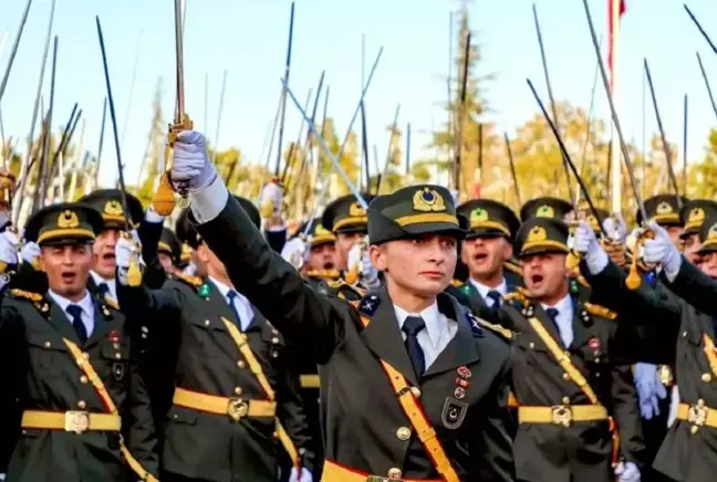 İhracı istenen teğmenlerin savunma yapacağı tarih netleşti