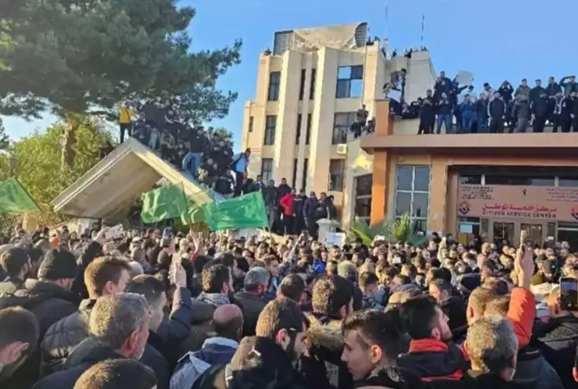 Suriye'de protesto gösterilerine ilişkin hükümetten açıklama geldi