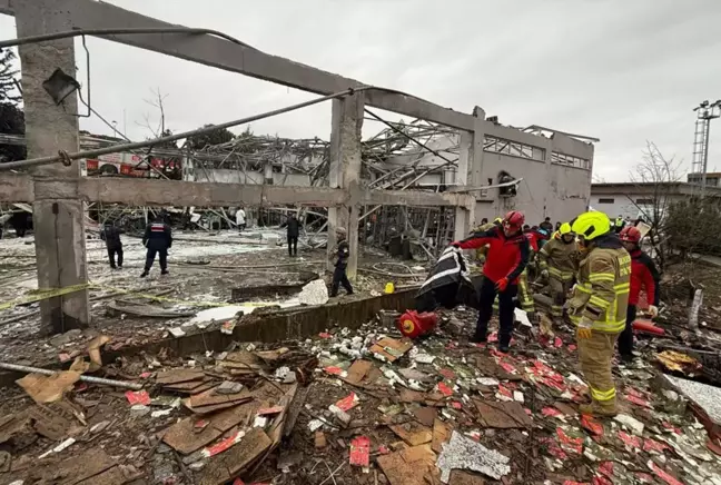 Balıkesir'deki fabrika patlamasına ilişkin soruşturmada 3 kişi tutuklandı