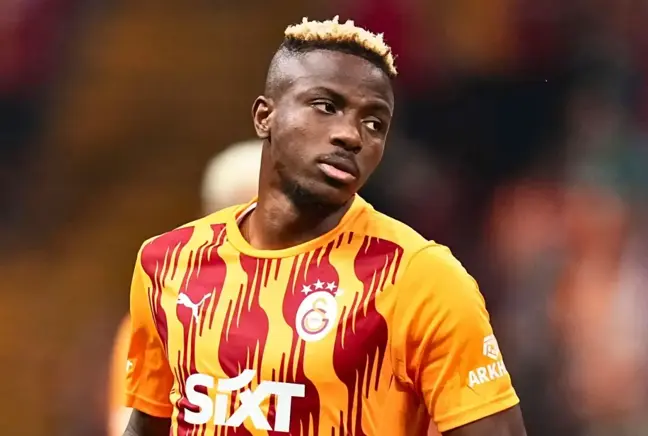 Victor Osimhen Galatasaray'da kalıyor