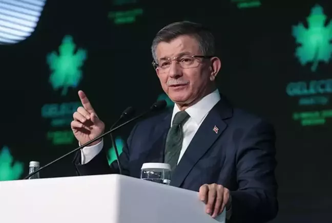 Ahmet Davutoğlu'ndan dikkat çeken 