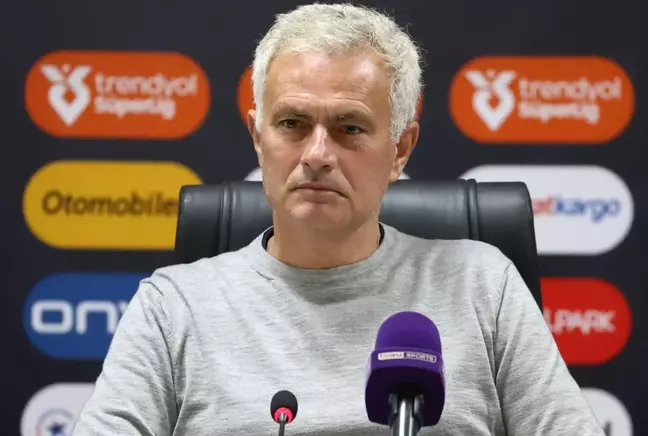 Mourinho'nun canlı yayındaki hareketi dış basında