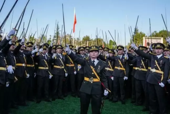 Disiplin kuruluna sevk edilen teğmenlerin kaderiyle ilgili kritik tarih