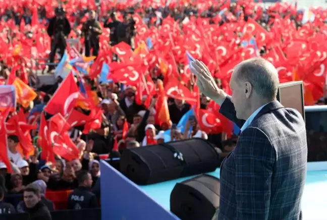 AK Parti Sözcüsü Ömer Çelik: Cumhurbaşkanı Erdoğan'ın adaylığı gündemimizde