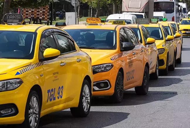 İstanbul'da zamlı taksi ücret tarifesi belli oldu