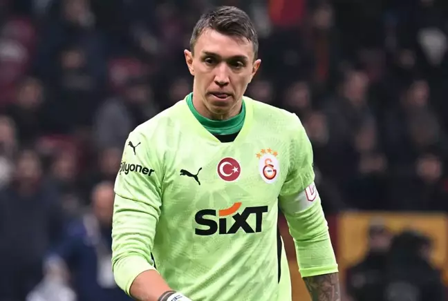 Fernando Muslera rekor kırdı