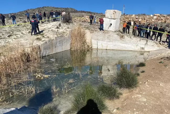 İki kuzen mermer ocağındaki su dolu çukurda boğuldu