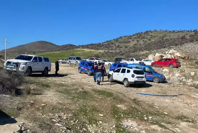 Manisa'da maden çukuruna düşen iki çocuk hayatını kaybetti