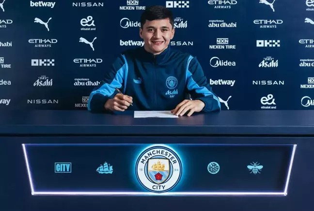 Manchester City'de imzalar atıldı: Abdukodir Khusanov, Premier Lig tarihine geçti