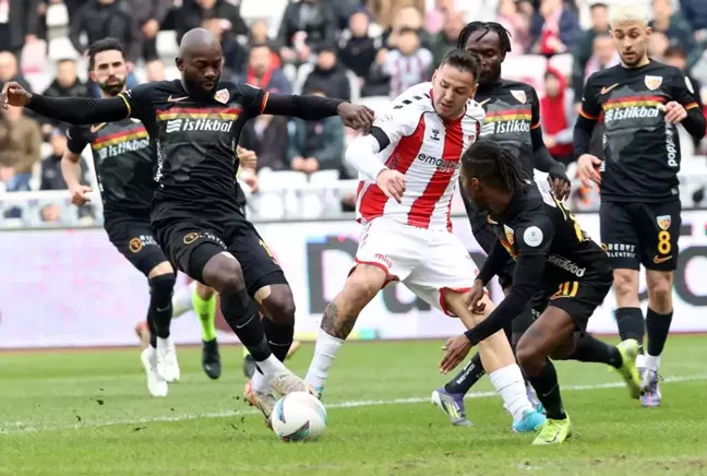 Sivasspor, Kayserispor'u 5-2 yendi